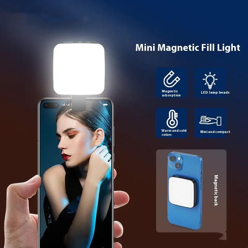 W42 Mini Fill Light For Mobile Phone Magnetic Clip On Live Streaming Light With Built In Battery 5.7cm Size by null